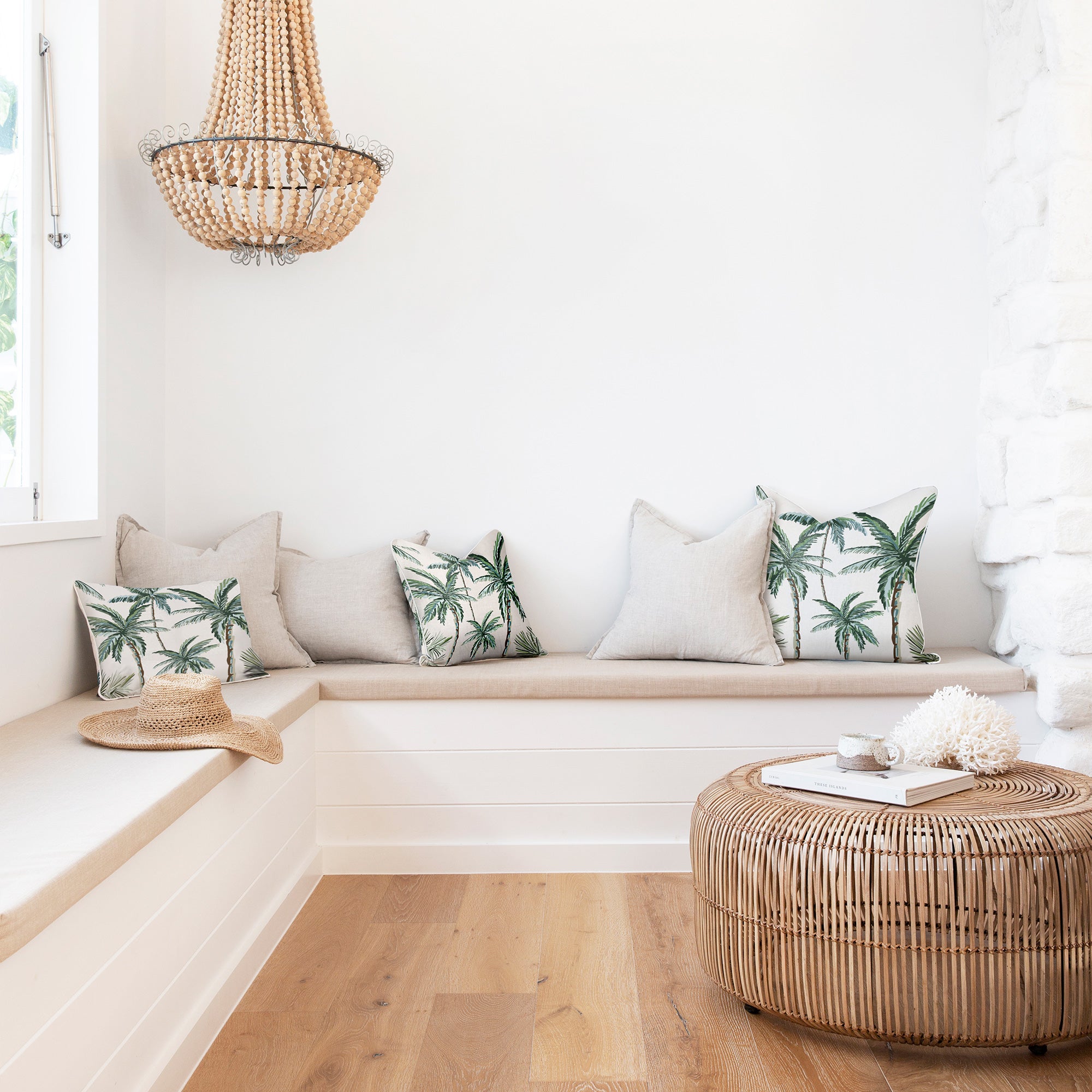 cushion-cover-with-piping-palm-tree-paradise-white-60cm-x-60cm