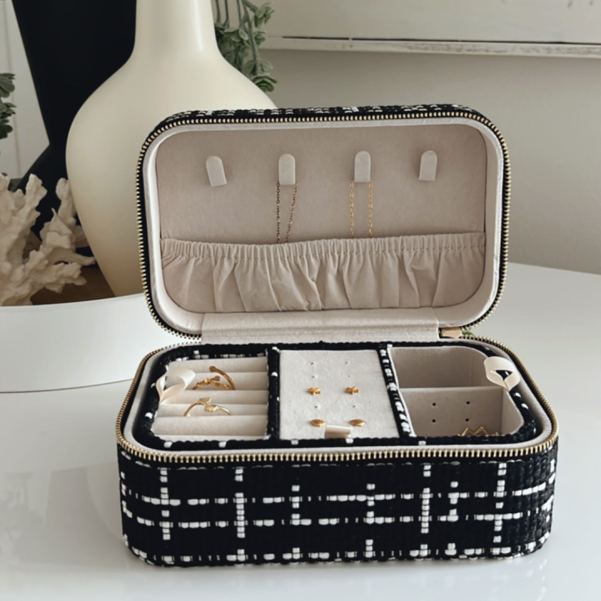 Large Tweed Jewellery Box-Black
