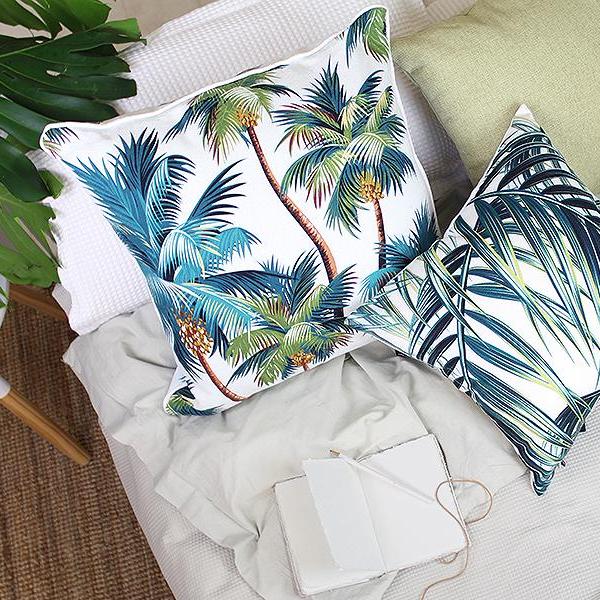 indoor-outdoor-cushion-cover-with-piping-palm-trees-white-60cm-x-60cm