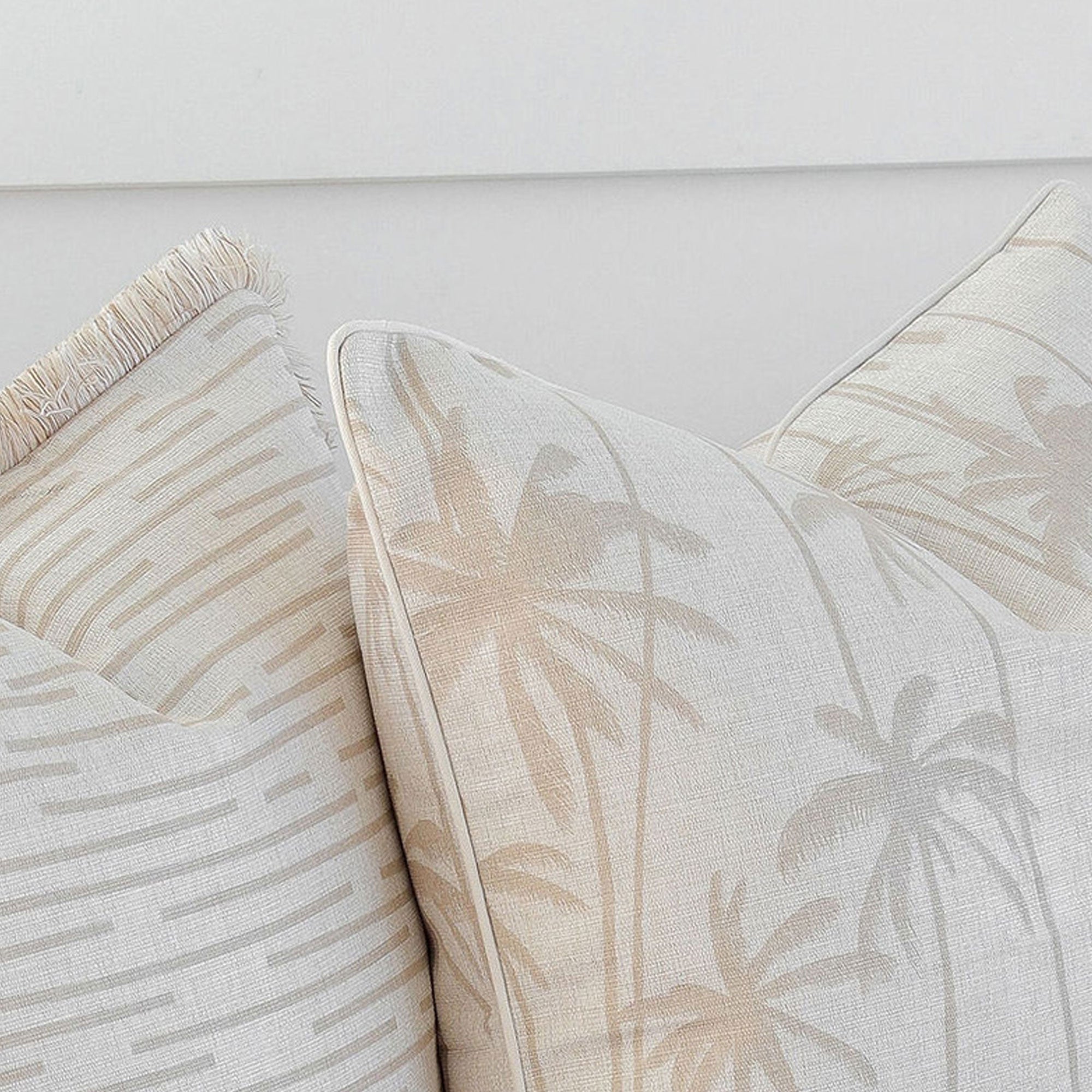 cushion-cover-with-piping-tall-palms-beige-35cm-x-50cm